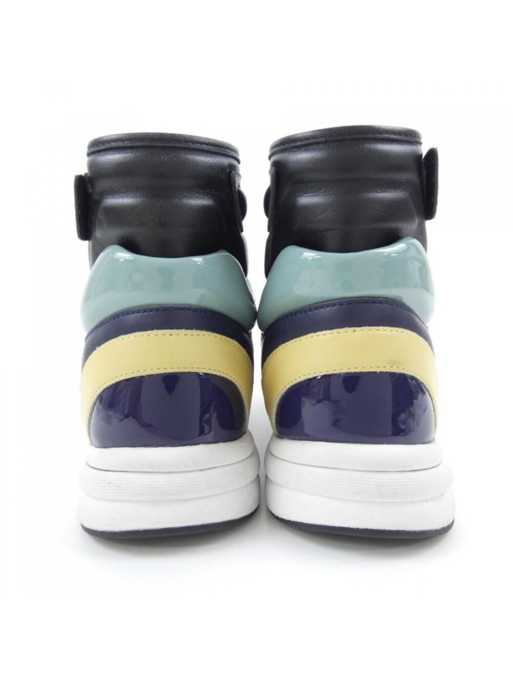 Chanel Sneakers Navy - Picture 5 of 6